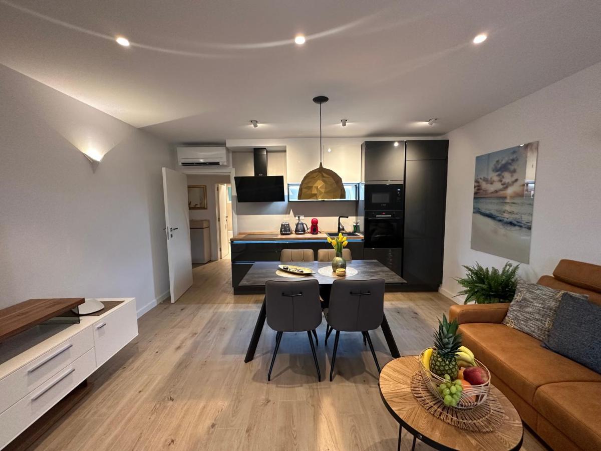Luxury Spacious Apartment Maringo Split Exterior photo