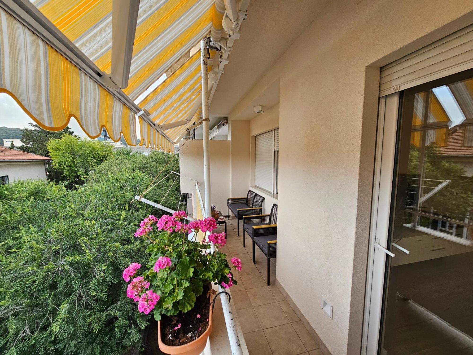 Luxury Spacious Apartment Maringo Split Exterior photo